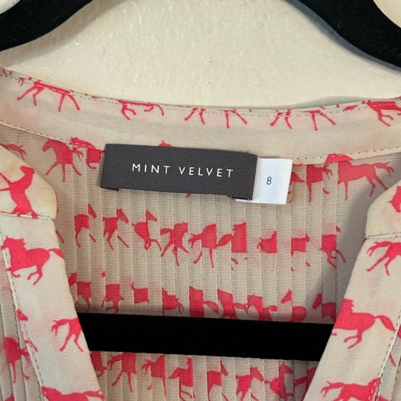 Mint Velvet Esme Horse Print Pintuck Blouse - Picture 3 of 4